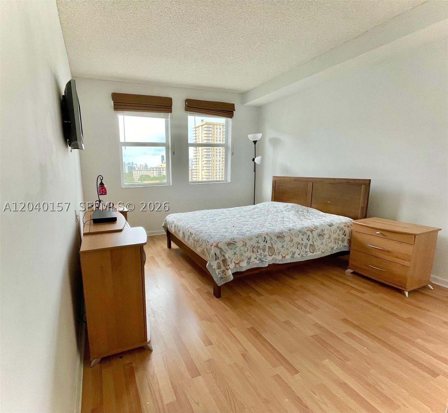 PORTO BELLAGIO CONDO - Residential