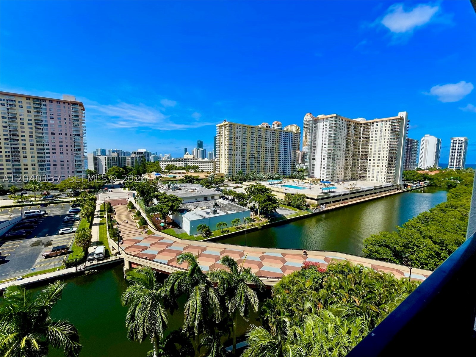 Gorgeous Penthouse top floor apartment relaxing with canal coastal water views. Walking distance to the beach, restaurants & supermarket. Kitchen granite countertops, convenient washer & dryer inside unit. Guarded garage entrance & gorgeous lobby & amenities include gym, business center, yoga activity room, and beautiful pool with bay intercoastal views. Can be rented 3 times per year, minimum 4 month rental period.