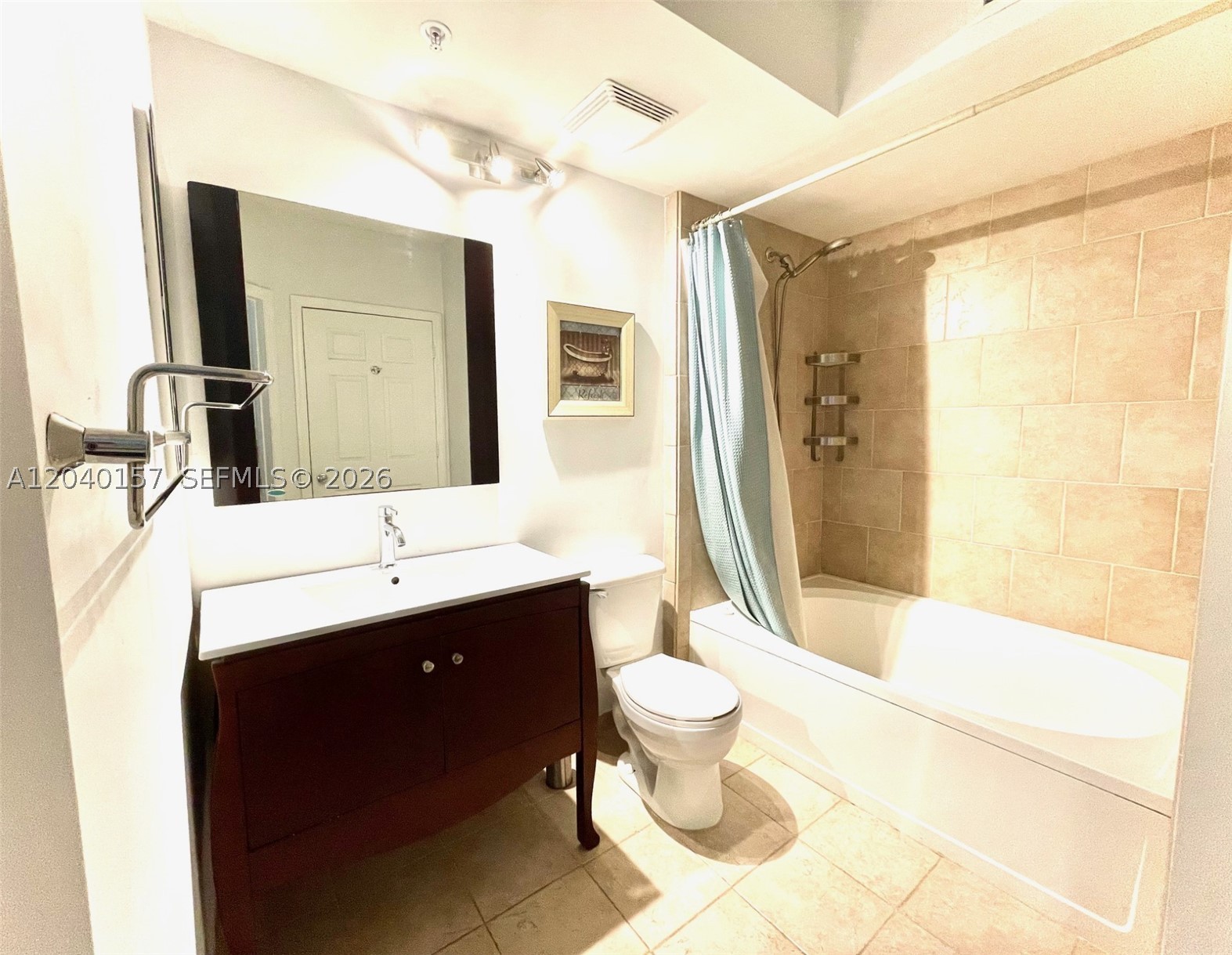 PORTO BELLAGIO CONDO - Residential