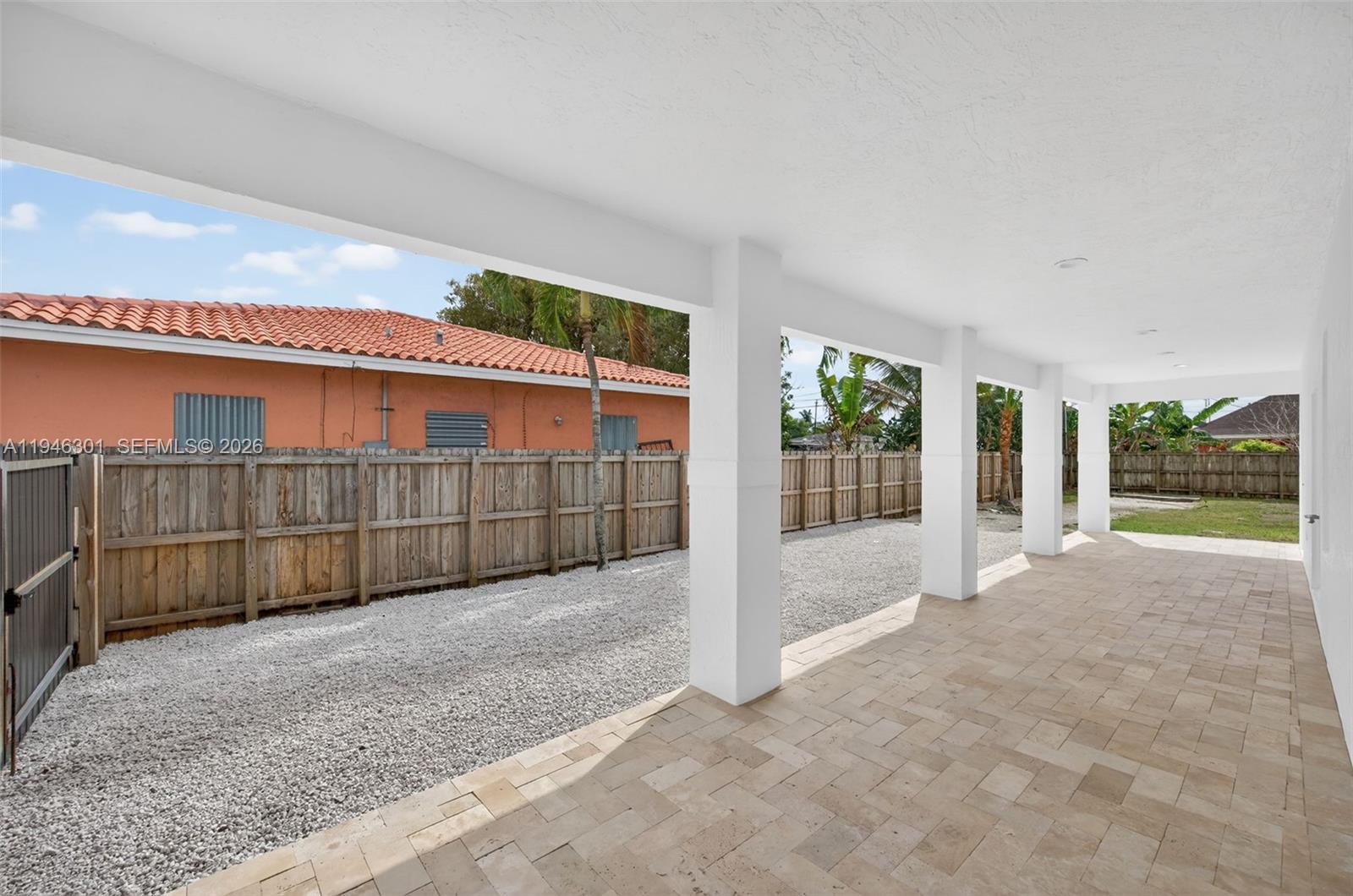 GRANADA HEIGHTS - Residential