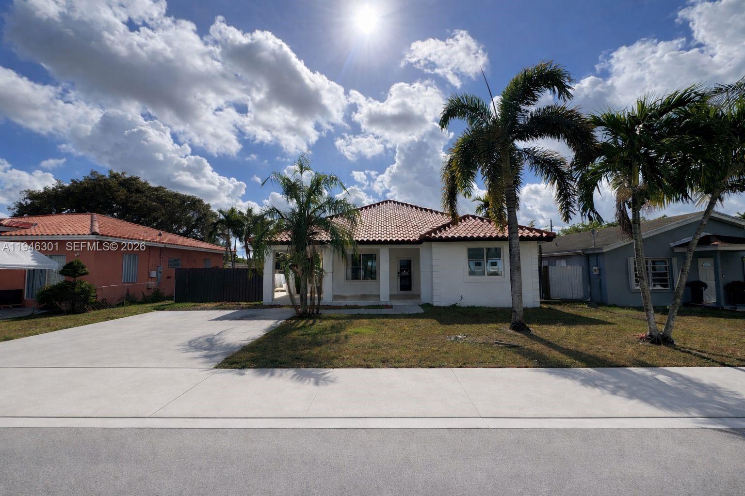 GRANADA HEIGHTS - Residential