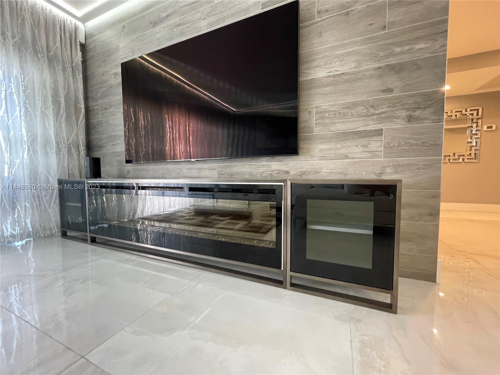 HEMISPHERES CONDO - Residential