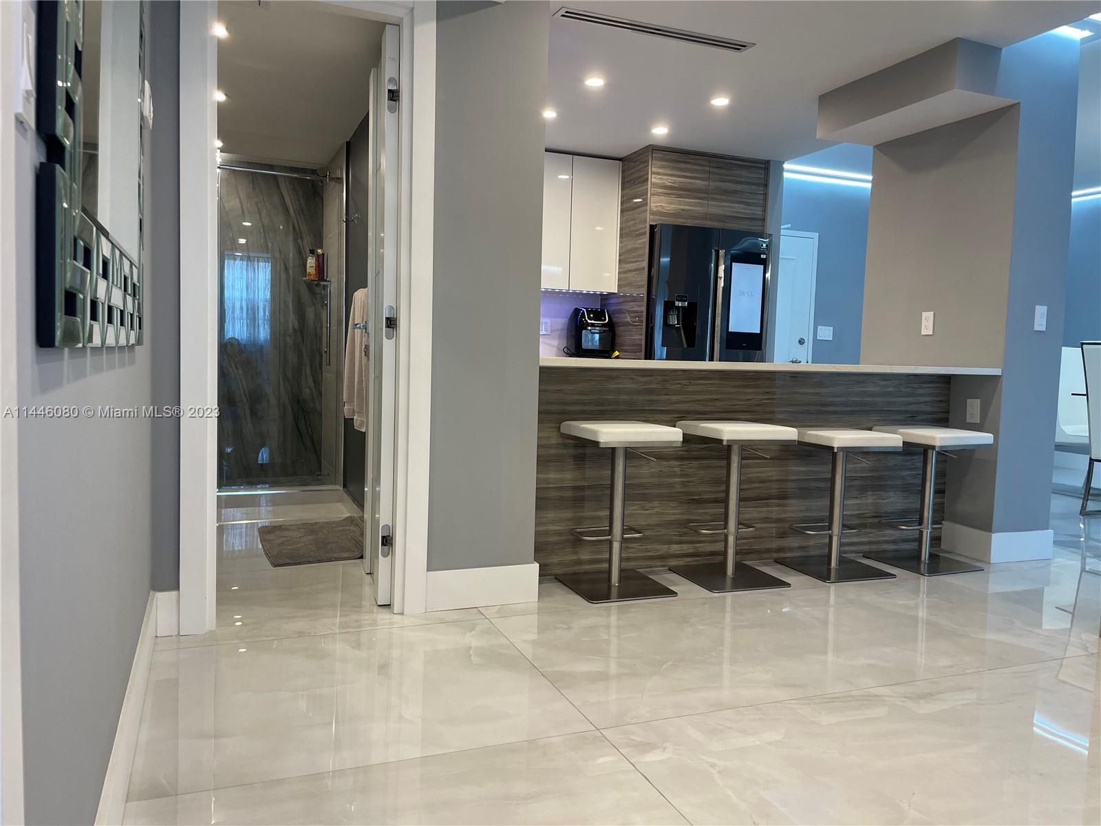 HEMISPHERES CONDO - Residential