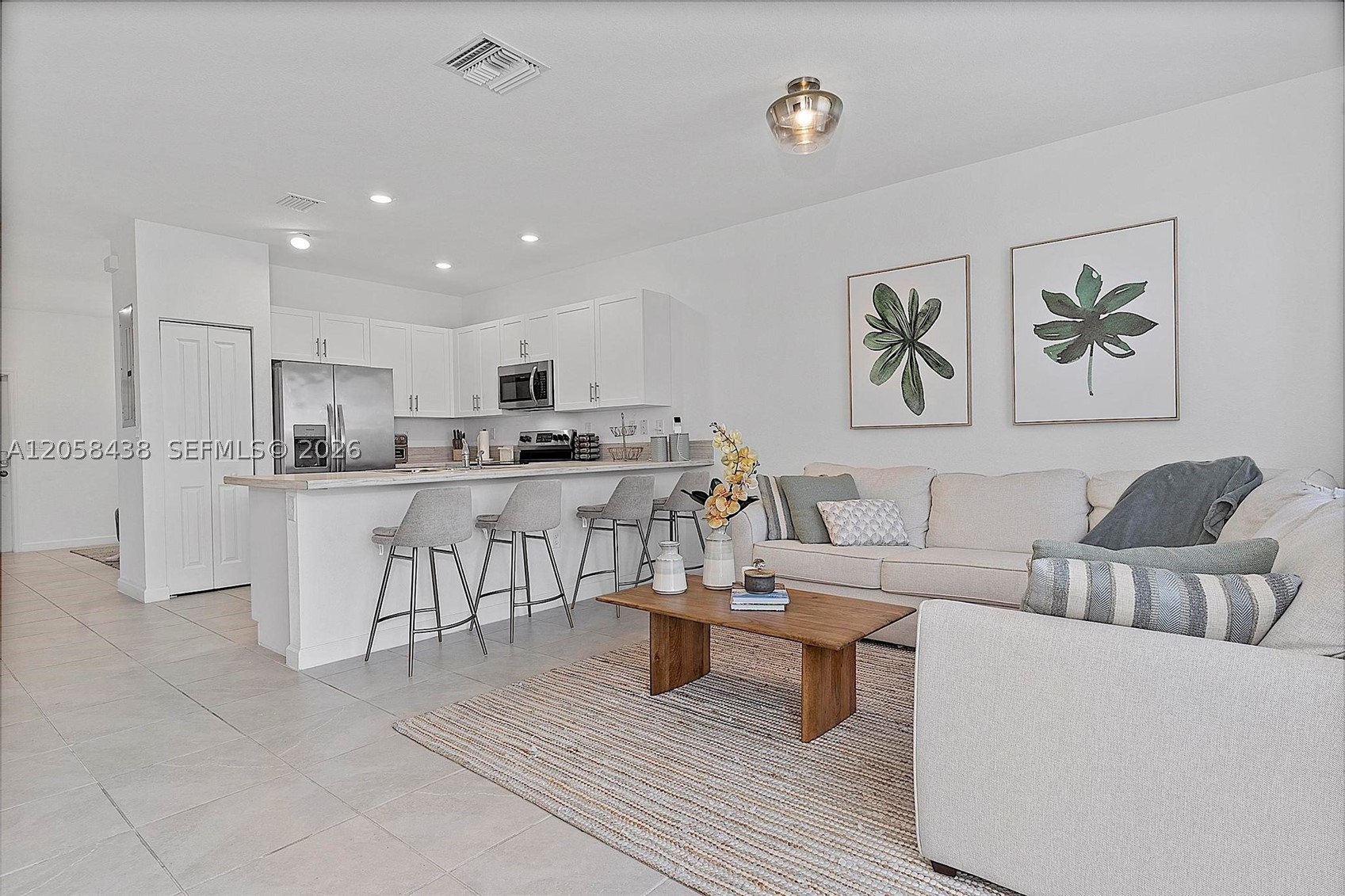 ENCLAVE SOUTH PHASE 2 - Residential