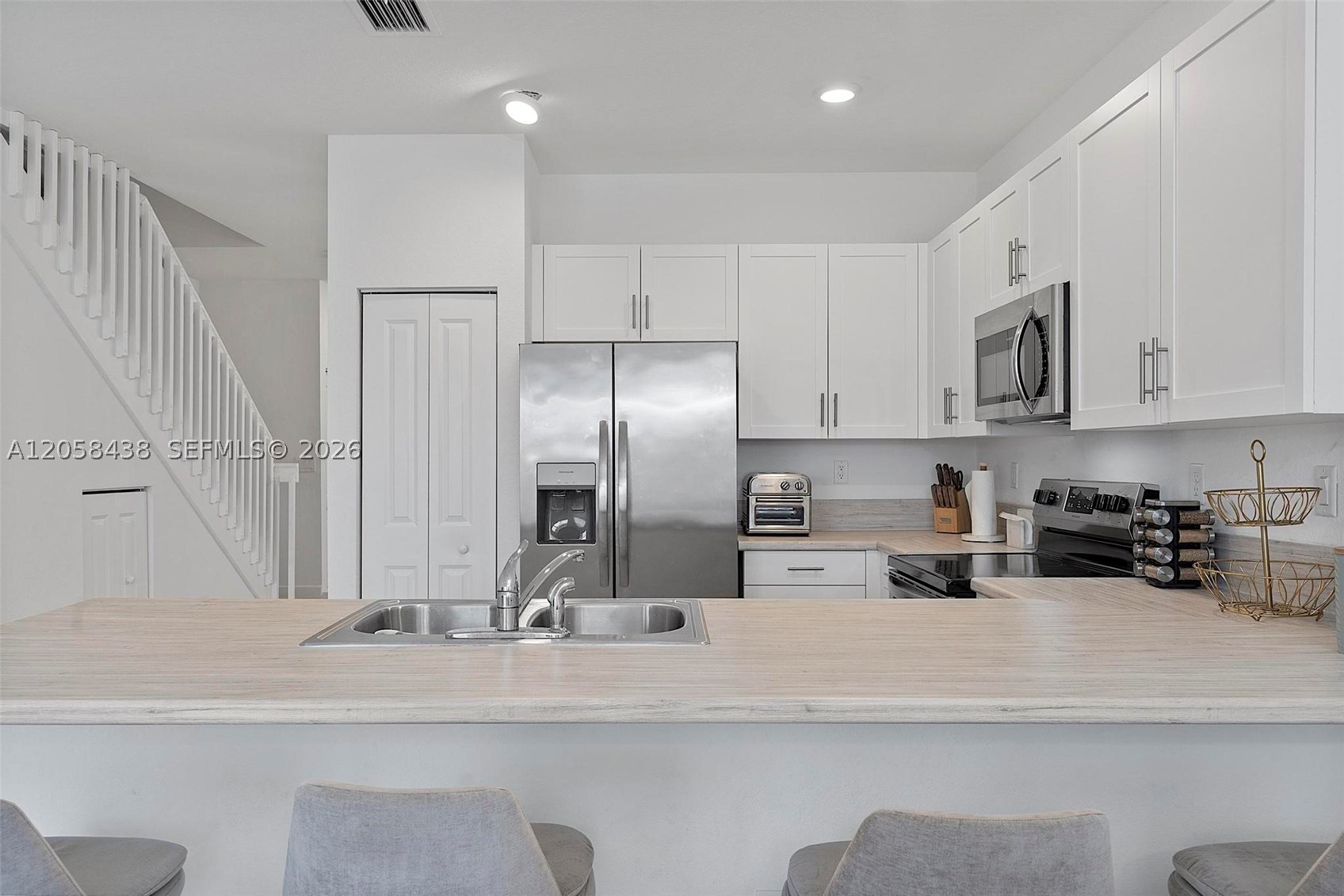 ENCLAVE SOUTH PHASE 2 - Residential