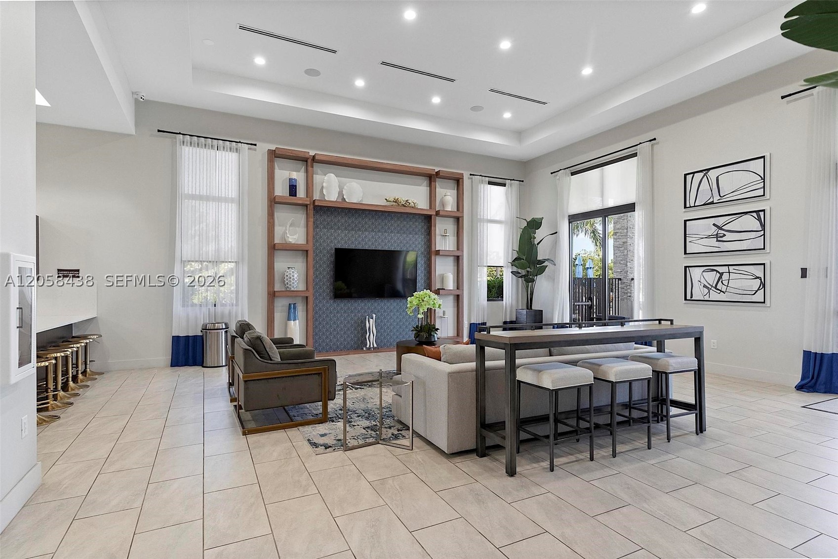 ENCLAVE SOUTH PHASE 2 - Residential