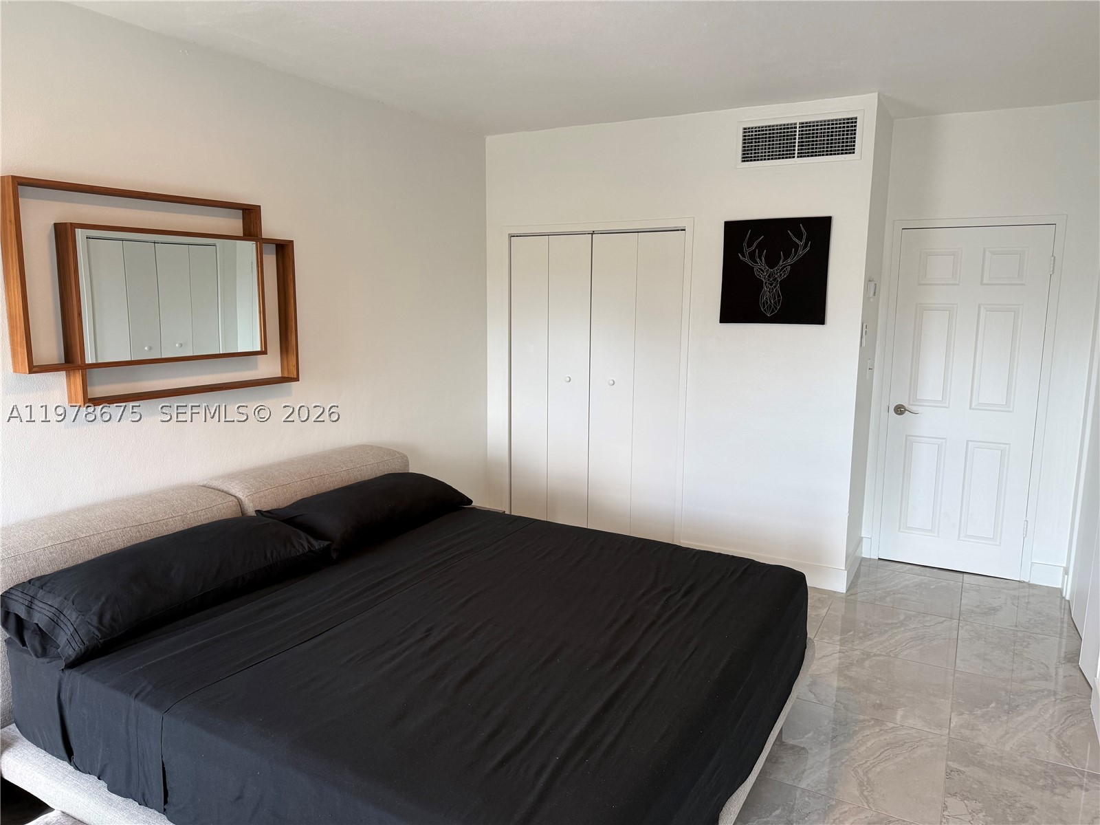 CLIPPER CONDO NO 1 - Residential