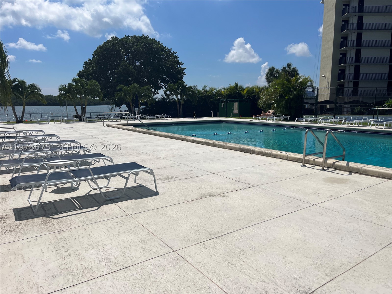 CLIPPER CONDO NO 1 - Residential