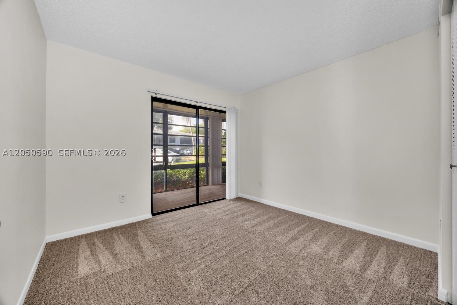 LAKEVIEW AT HAMMOCKS COND - Residential