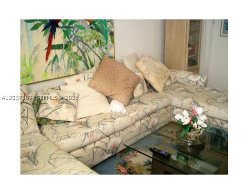 SUMMIT CONDO - Residential Lease