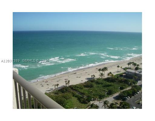 SUMMIT CONDO - Residential Lease