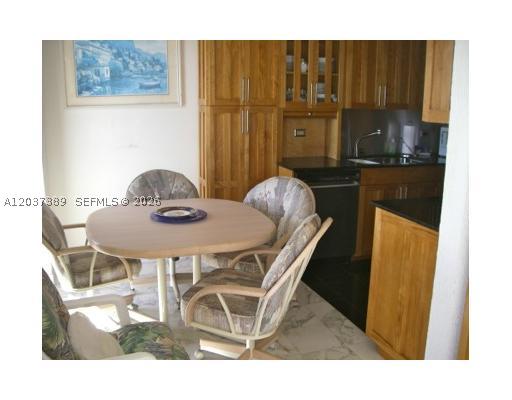SUMMIT CONDO - Residential Lease
