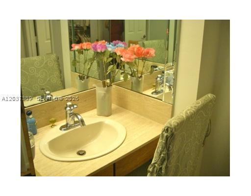 SUMMIT CONDO - Residential Lease