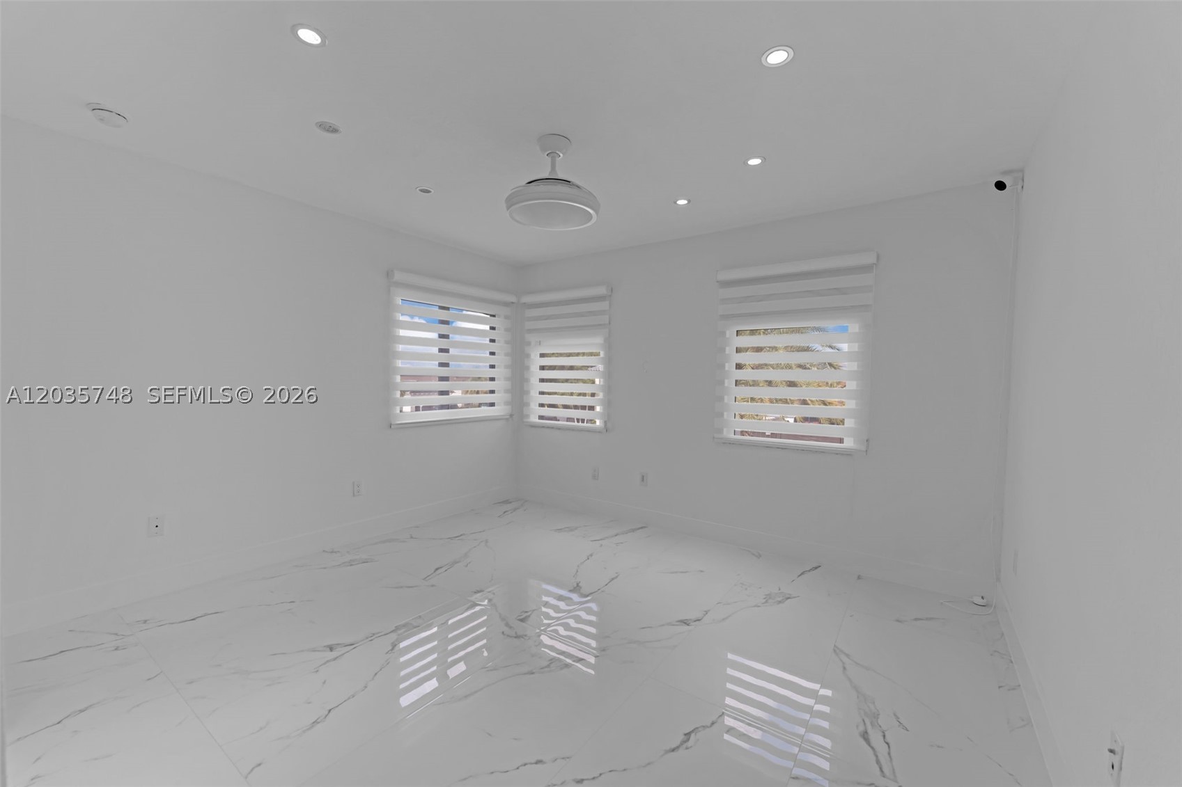 WEST WINDS HOMES - Residential