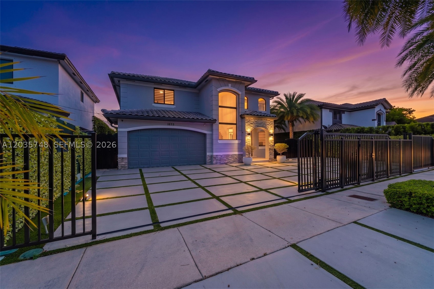WEST WINDS HOMES - Residential
