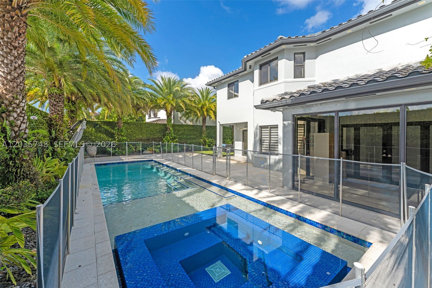 WEST WINDS HOMES - Residential