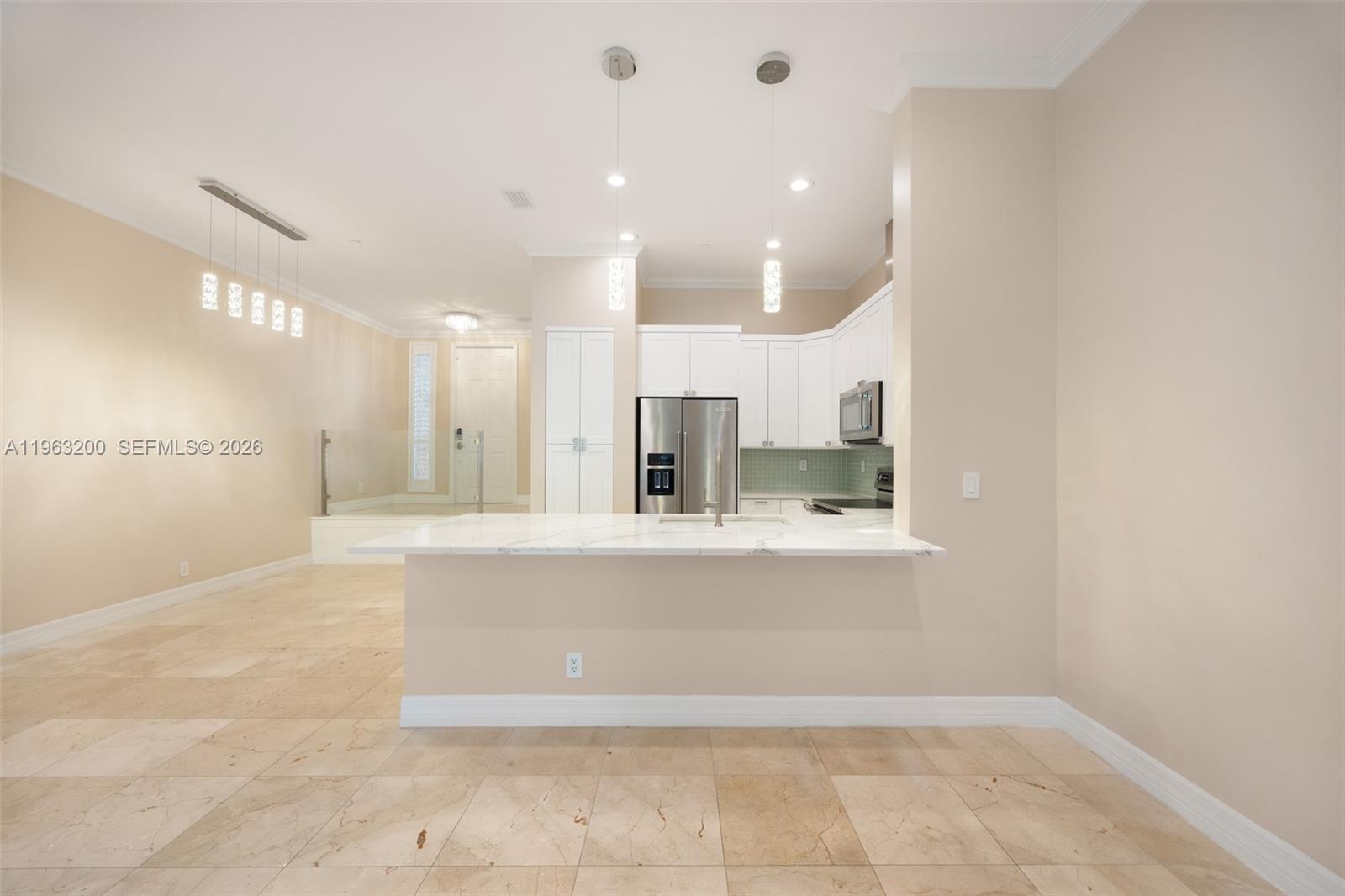 HILLSBORO SHORES - Residential