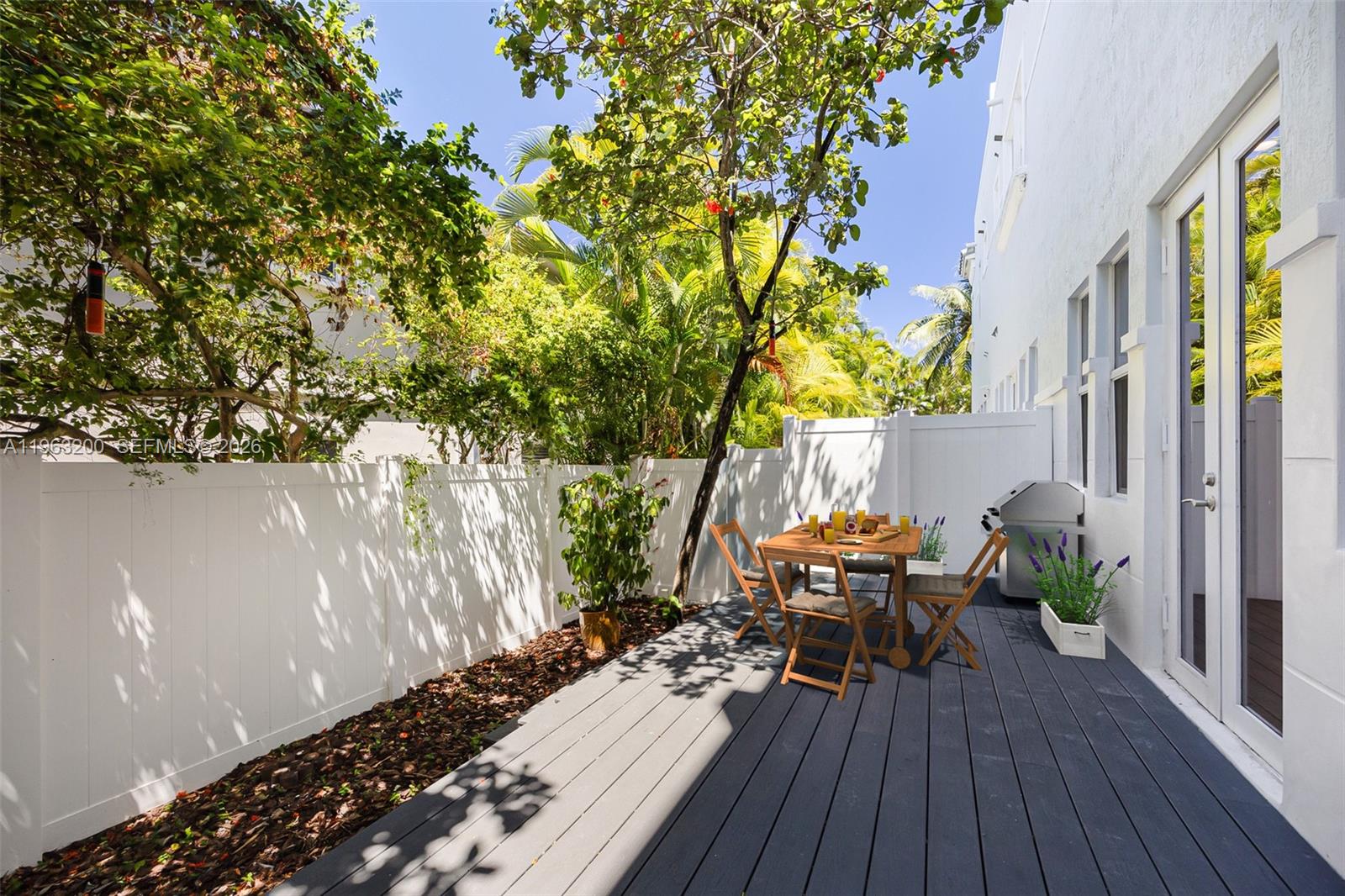HILLSBORO SHORES - Residential