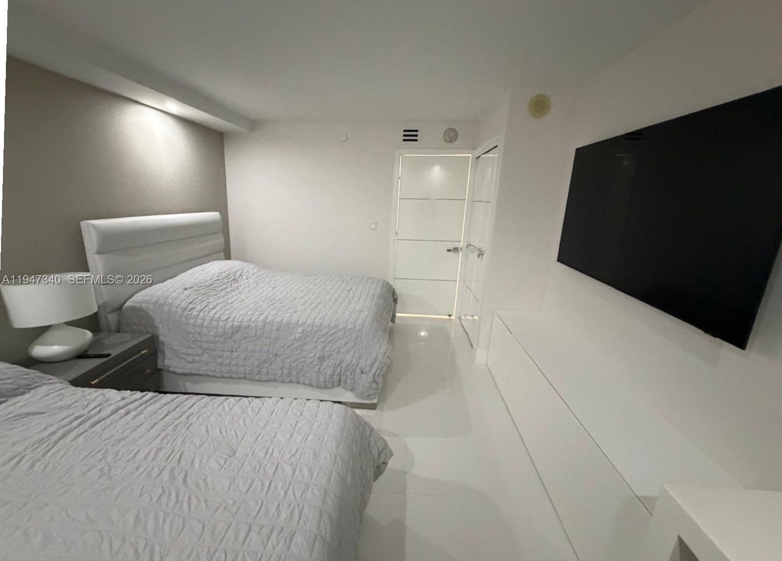 LEXCELLENCE CONDO - Residential