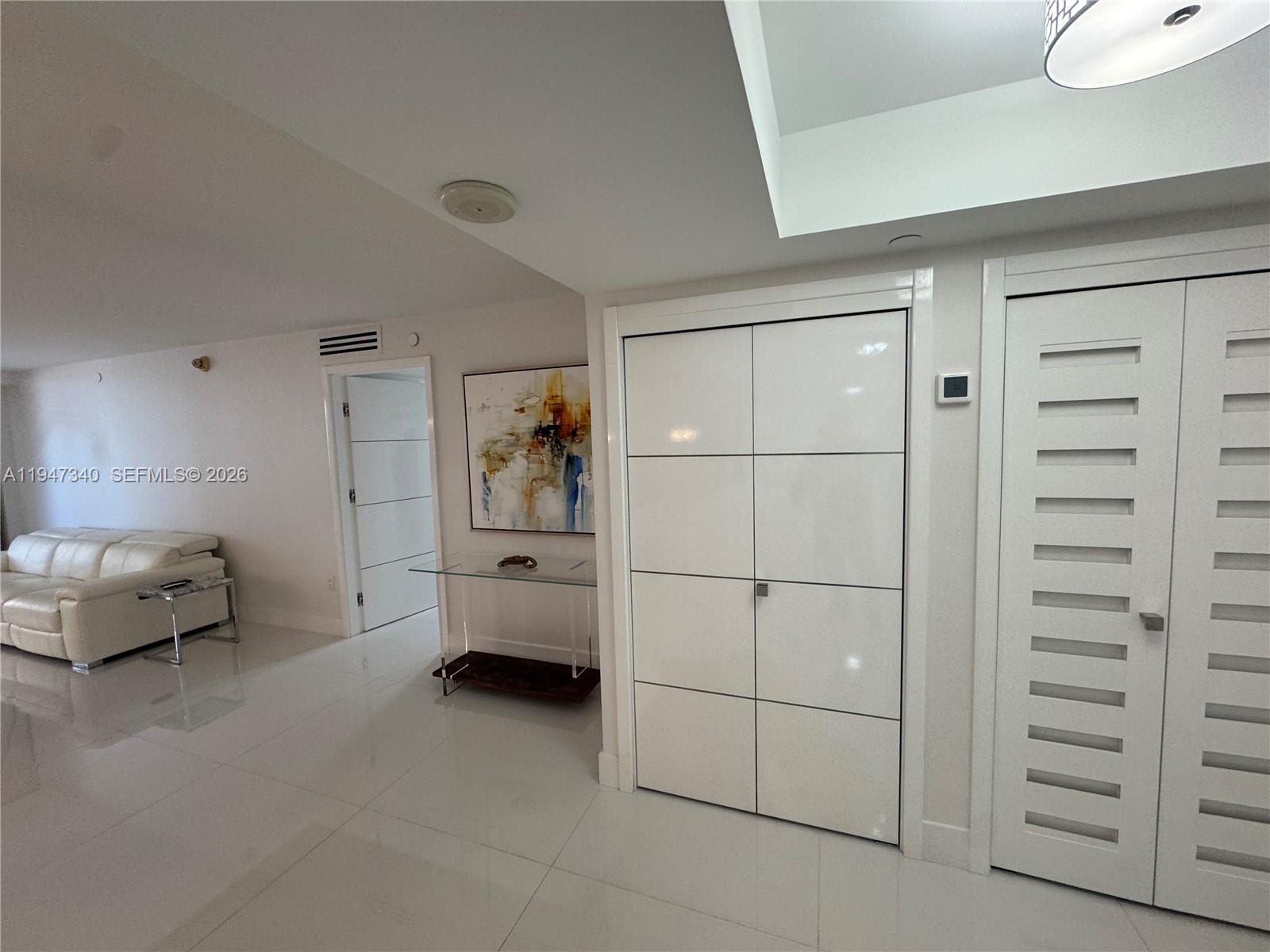 LEXCELLENCE CONDO - Residential