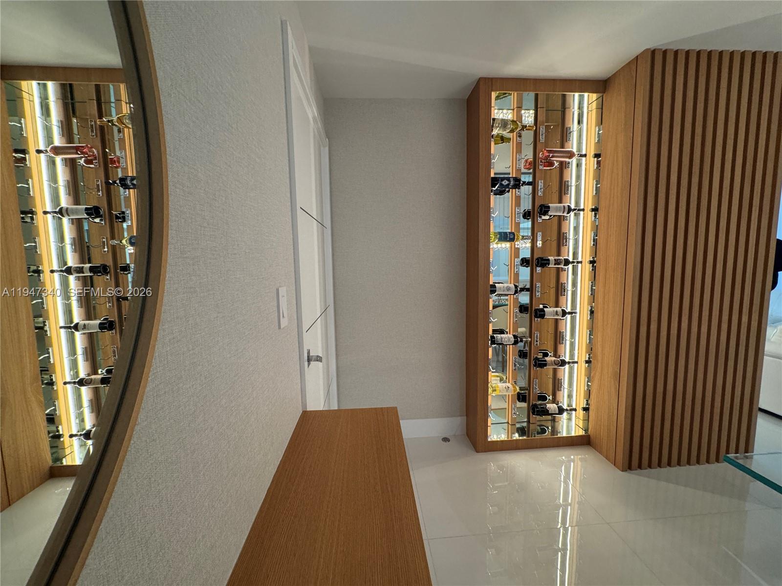 LEXCELLENCE CONDO - Residential
