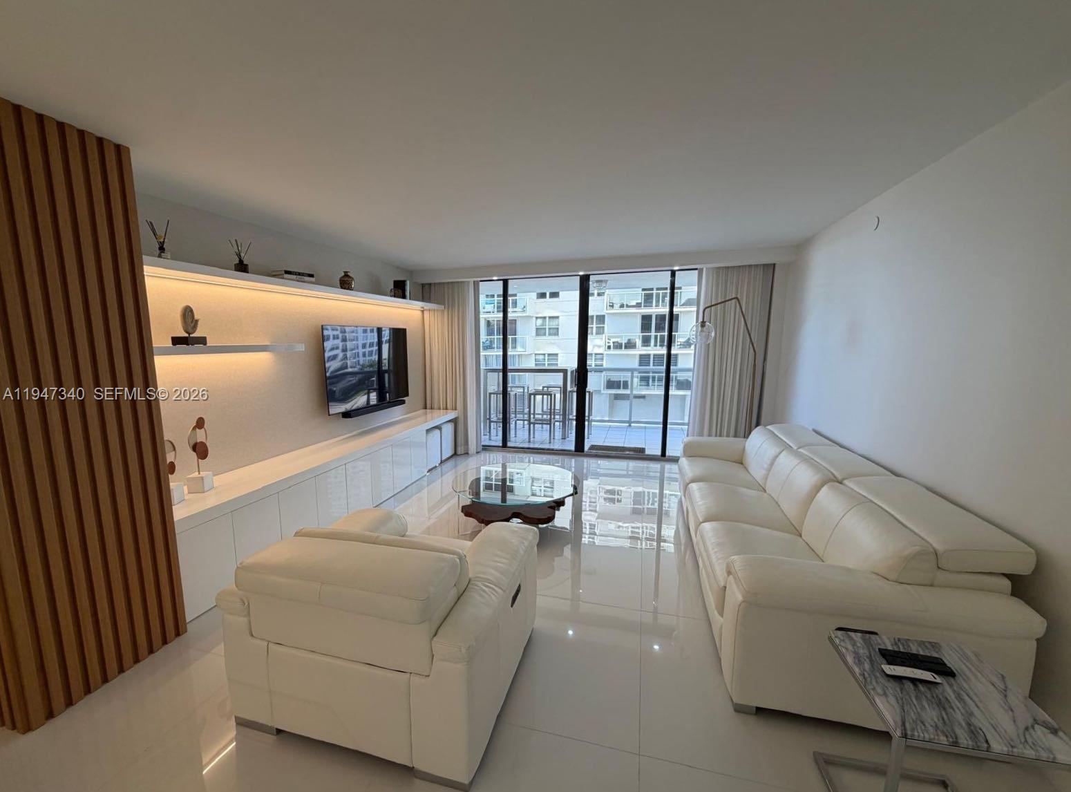 LEXCELLENCE CONDO - Residential