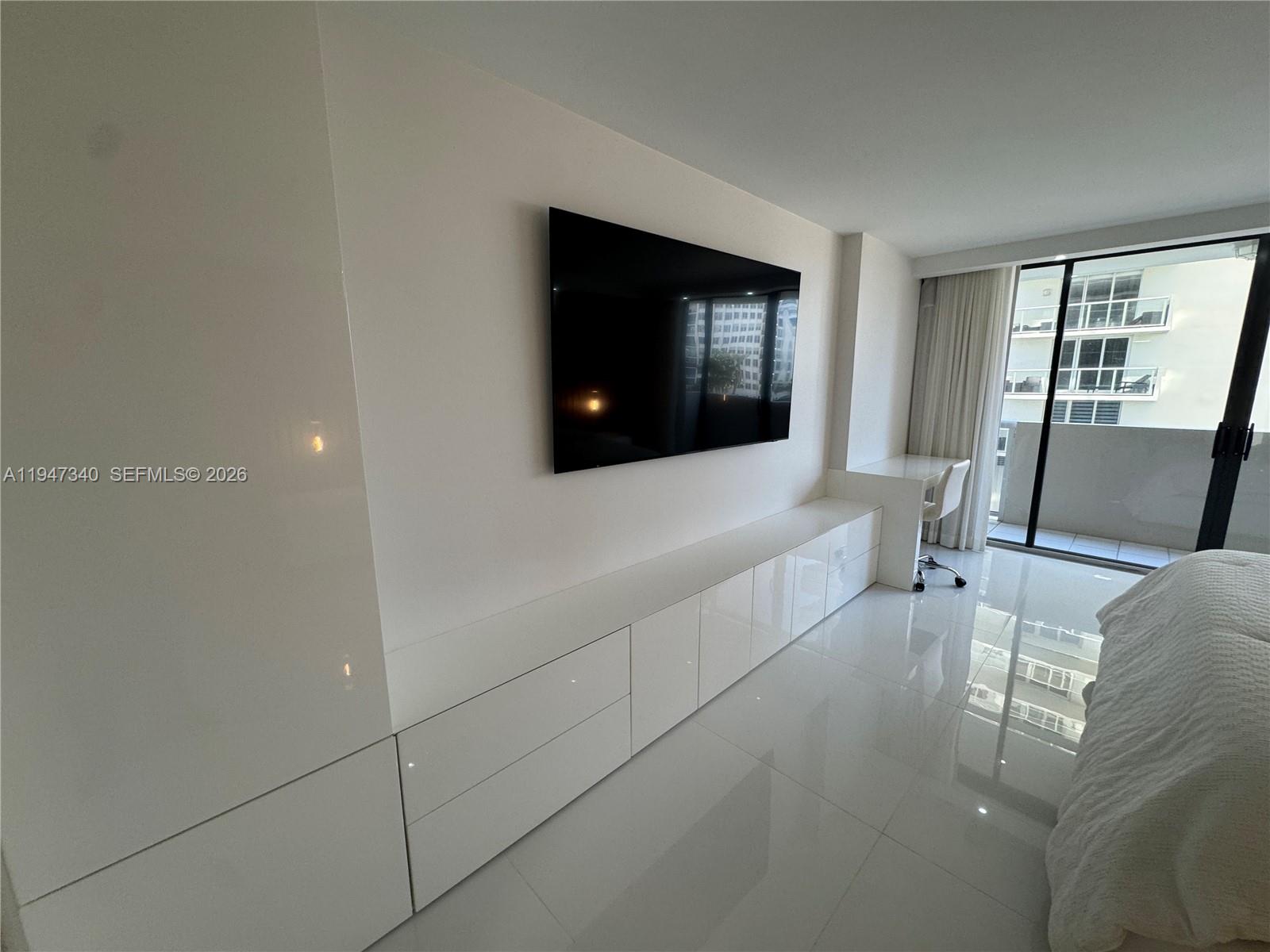 LEXCELLENCE CONDO - Residential