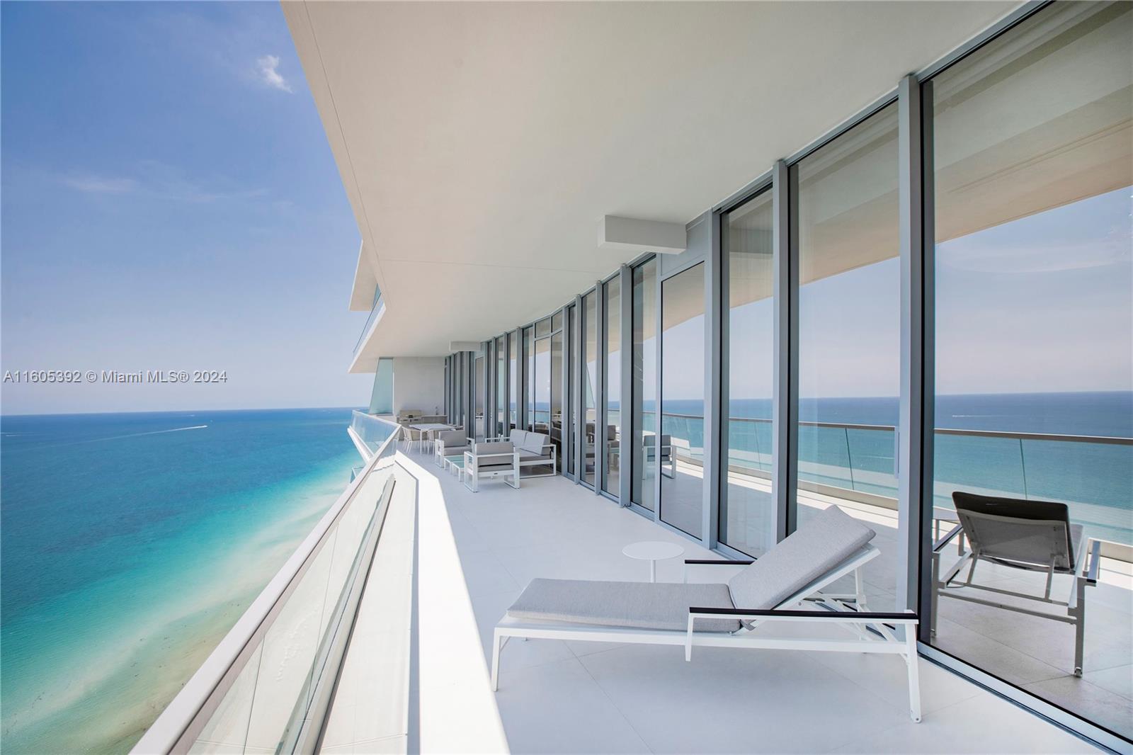 Turnberry Ocean Club - Residential