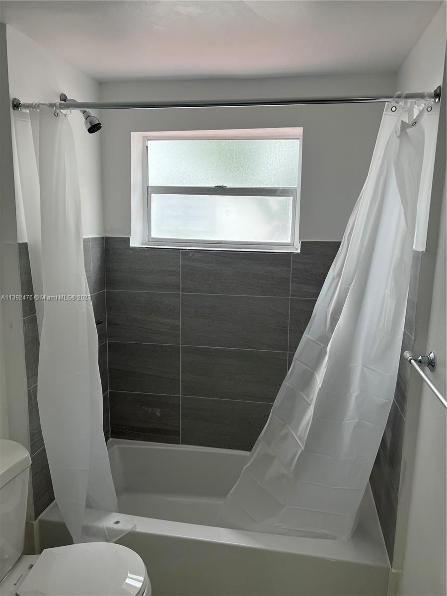 BAY HARBOR GARDENS CONDO - Residential Lease