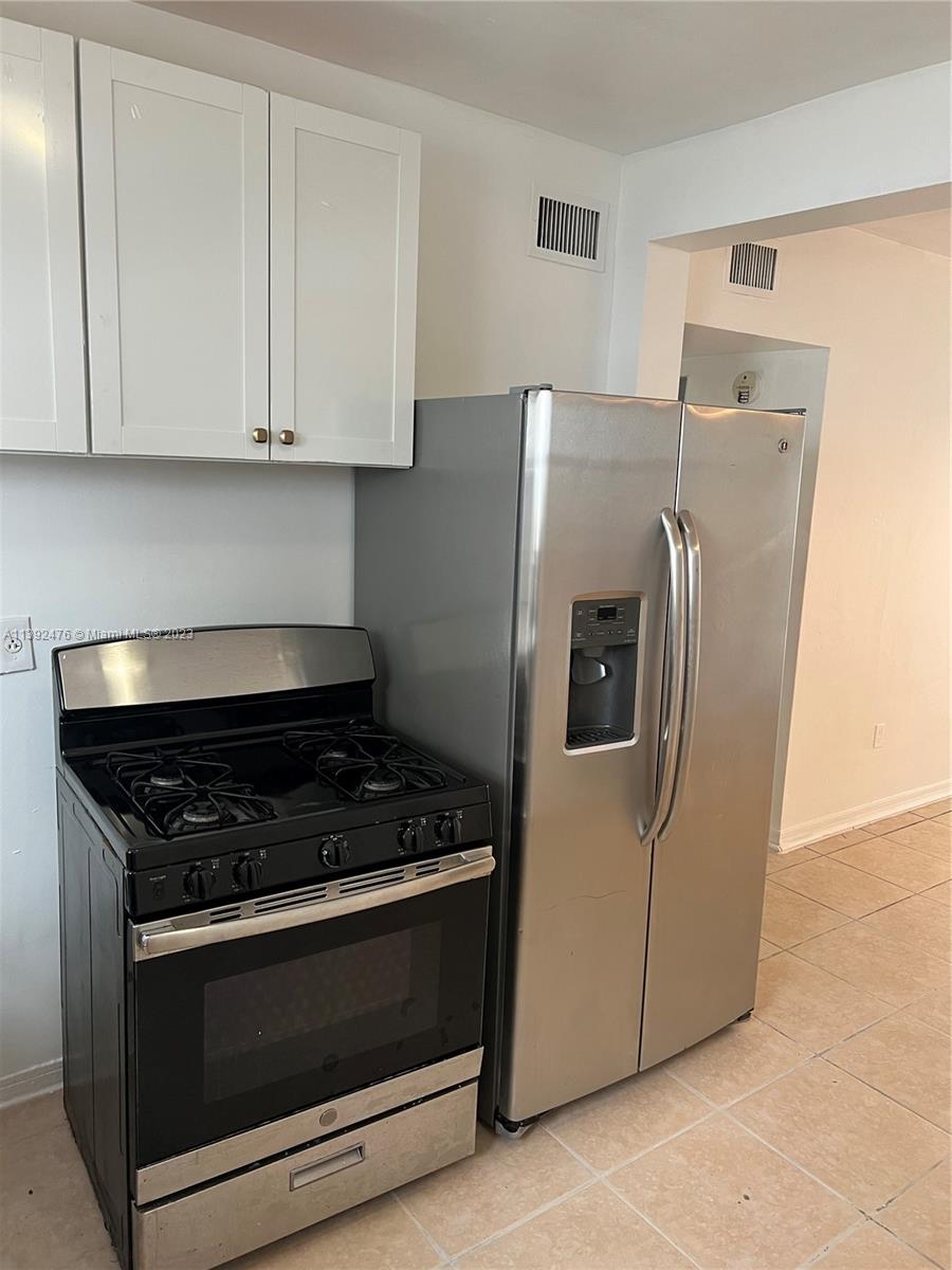 BAY HARBOR GARDENS CONDO - Residential Lease