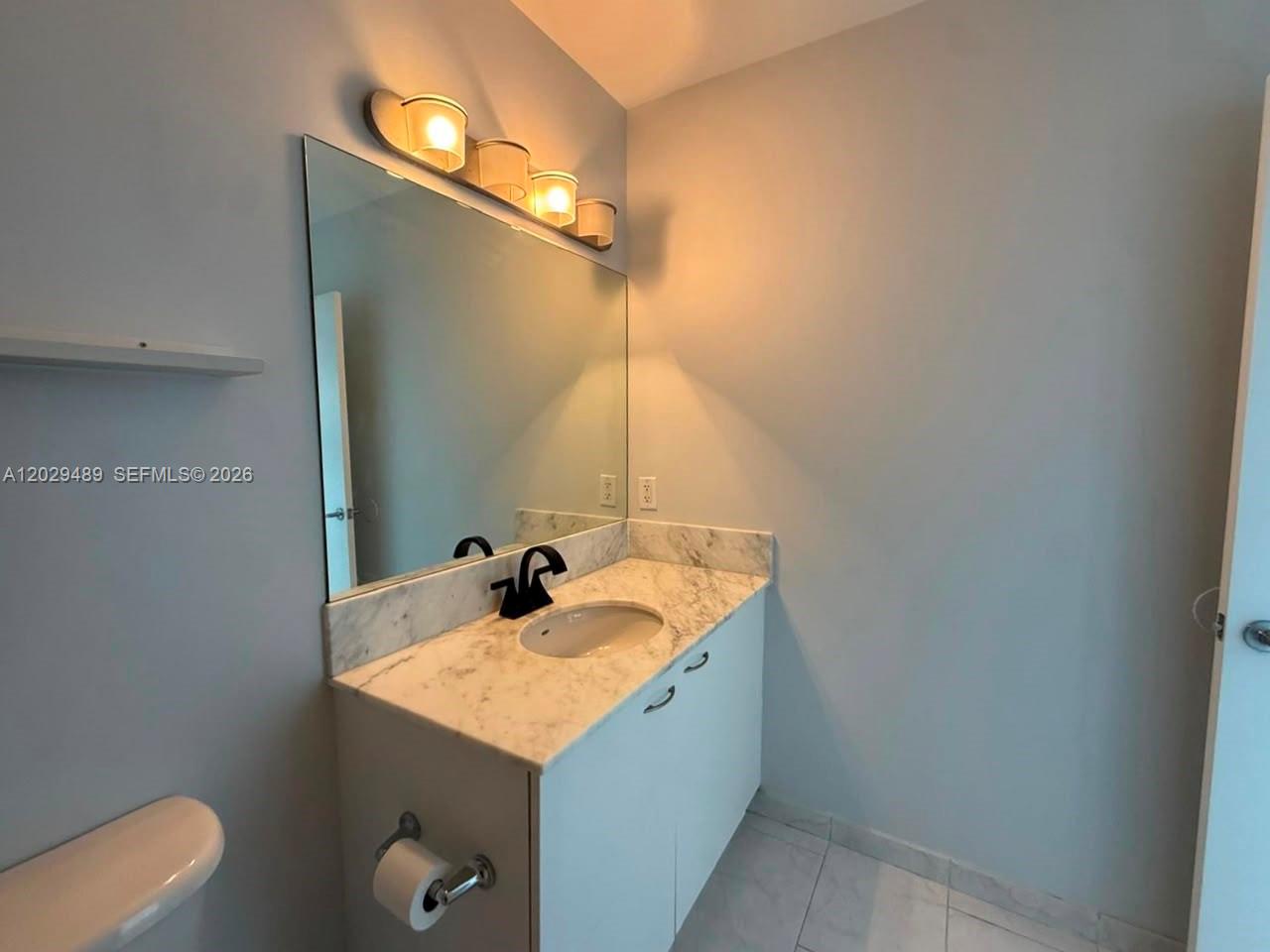 THE LOFT DOWNTOWN II COND - Residential Lease