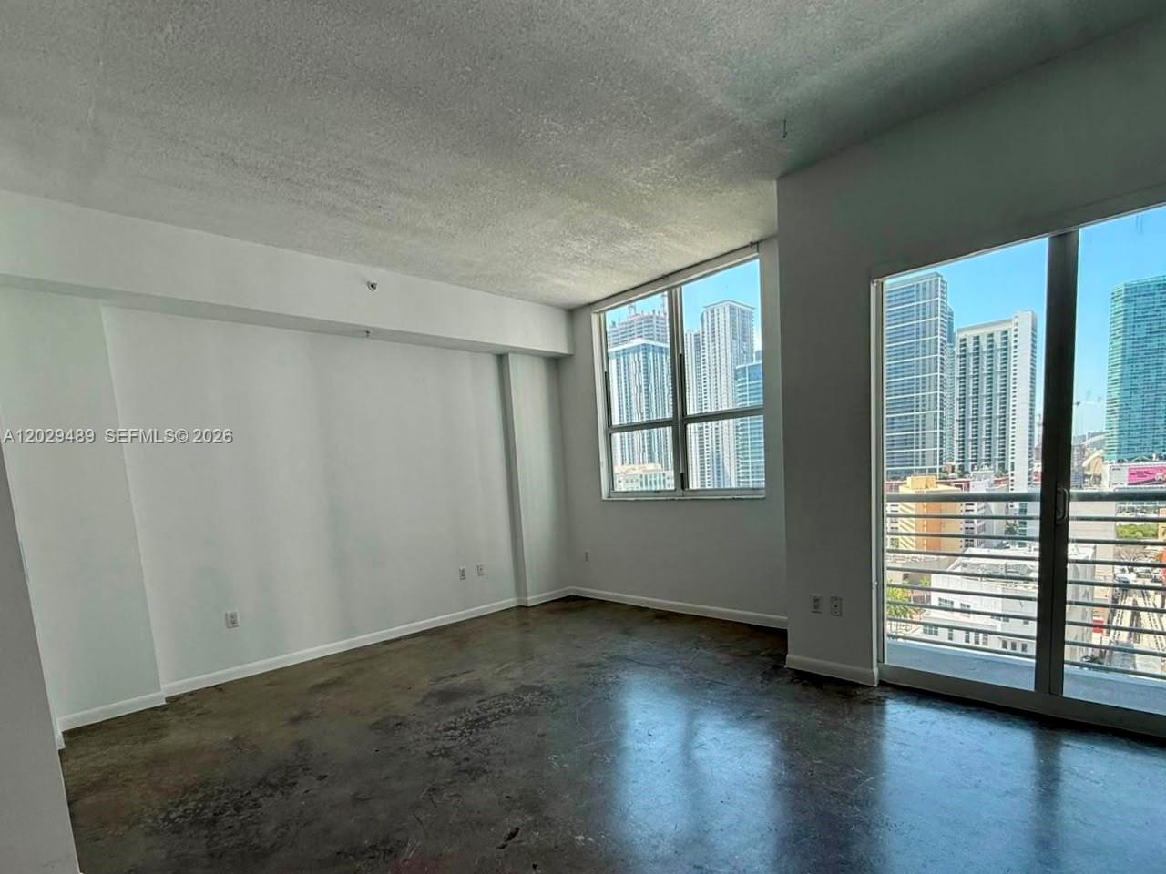 THE LOFT DOWNTOWN II COND - Residential Lease