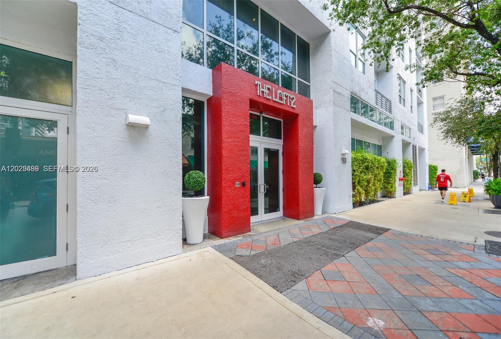 THE LOFT DOWNTOWN II COND - Residential Lease