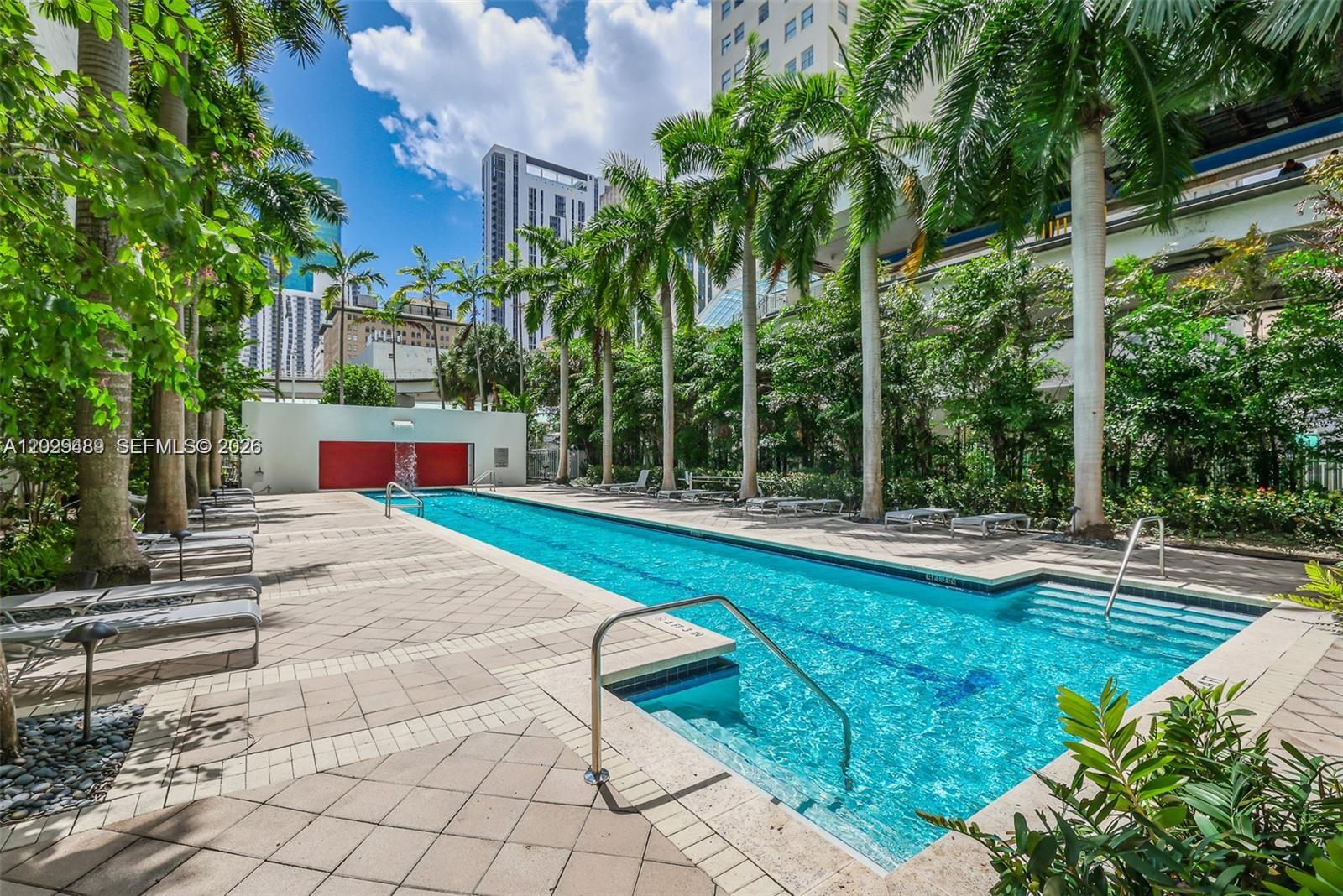 THE LOFT DOWNTOWN II COND - Residential Lease