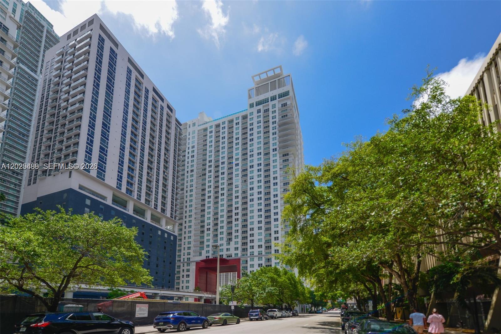 THE LOFT DOWNTOWN II COND - Residential Lease