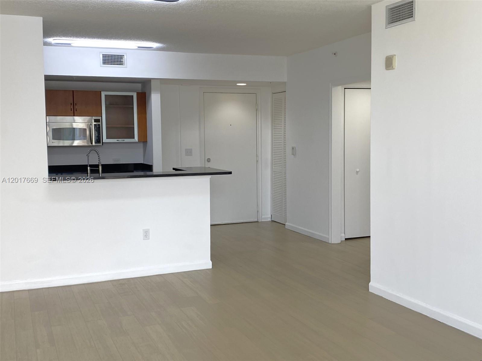 VENTURE AT AVENTURA EAST - Residential