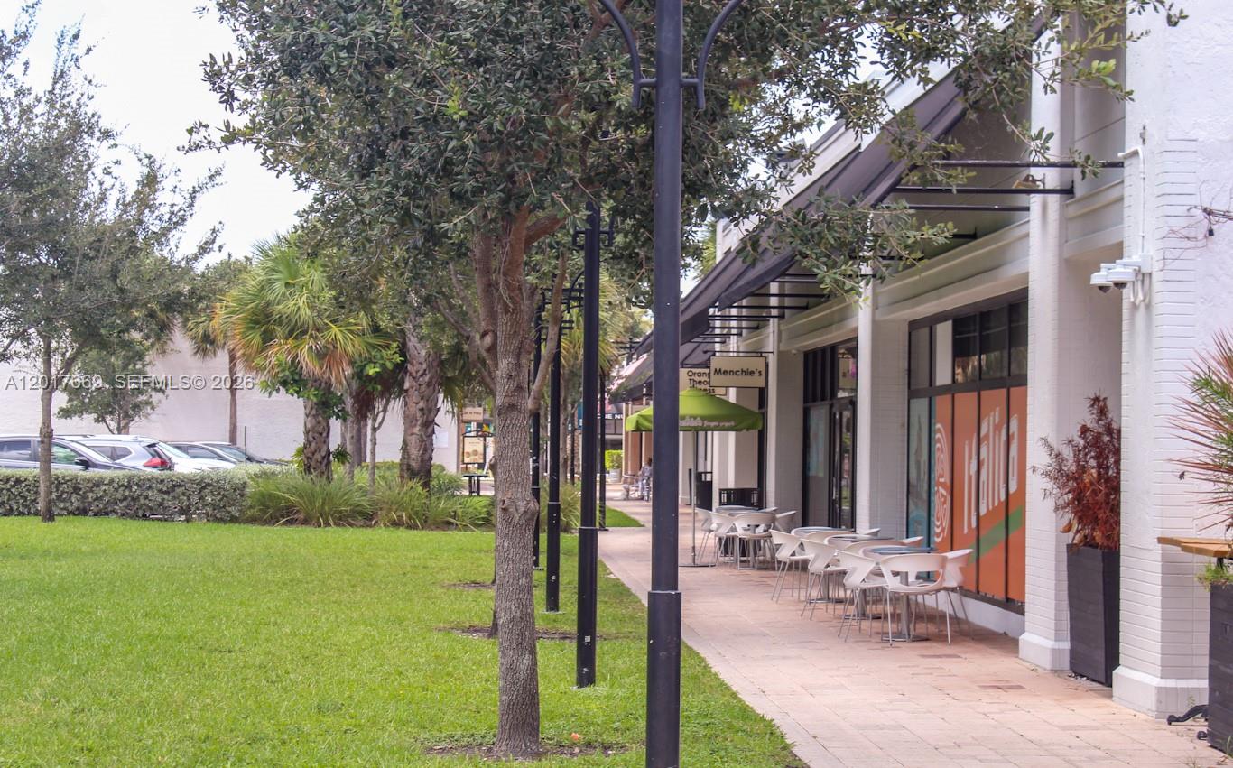 VENTURE AT AVENTURA EAST - Residential