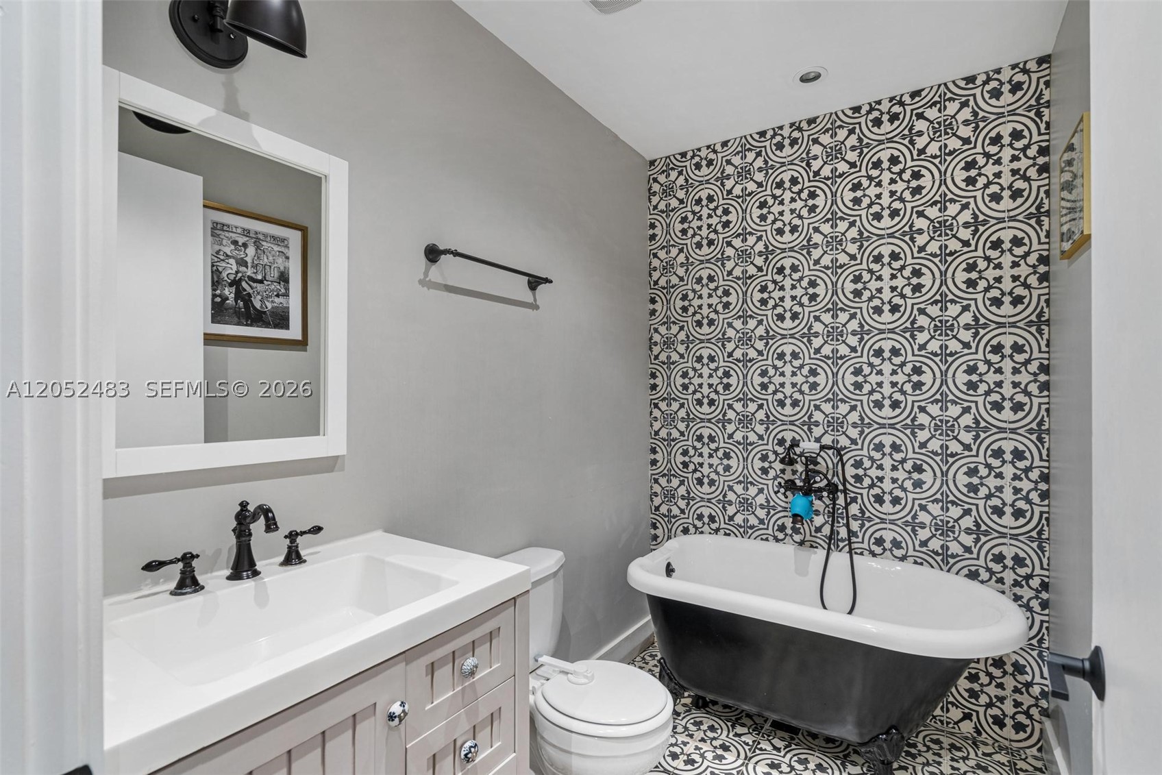 NEW BELLE MEADE SUB - Residential Lease