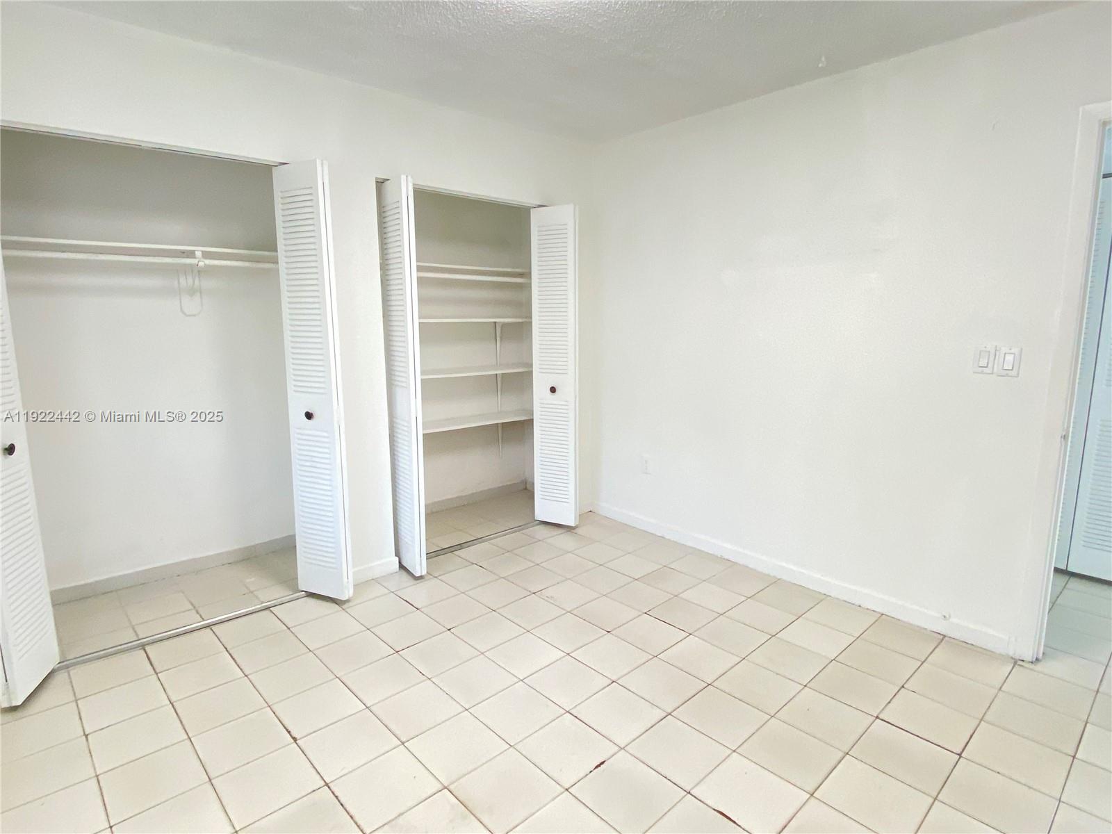 SAMARI LAKE EAST CONDO - Residential Lease