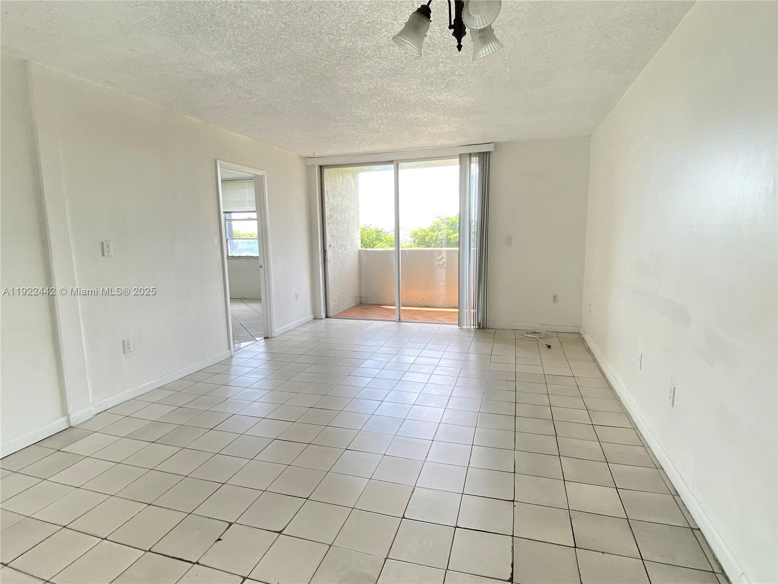 SAMARI LAKE EAST CONDO - Residential Lease