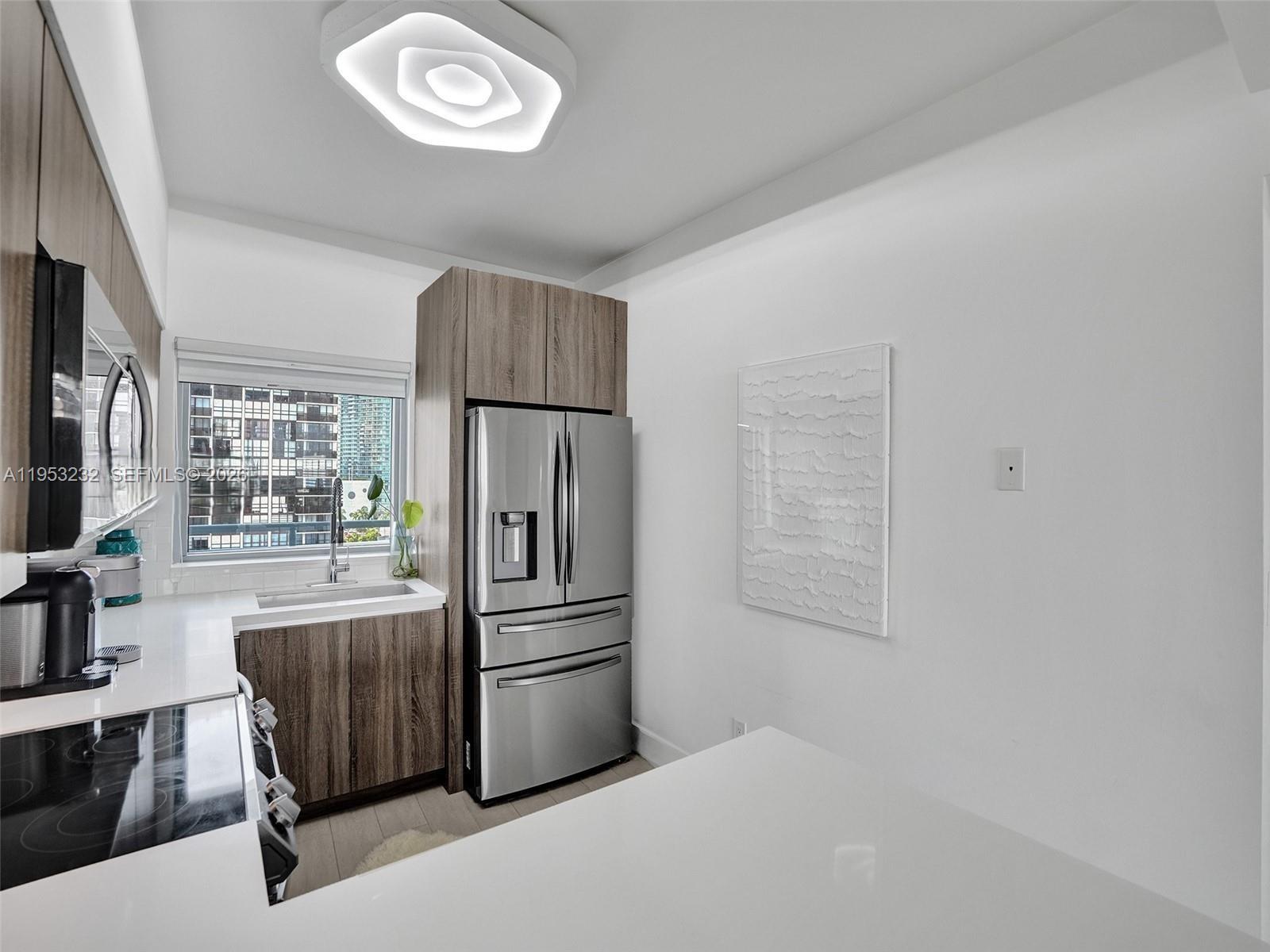 BLUE CONDO - Residential