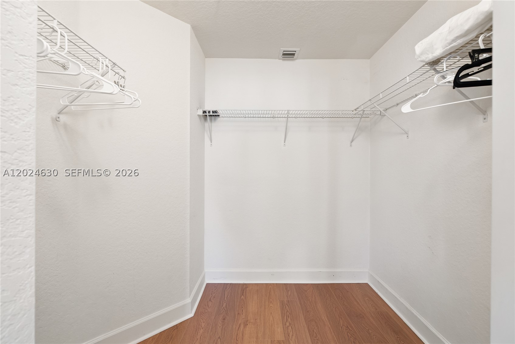 San Raphael - Residential Lease