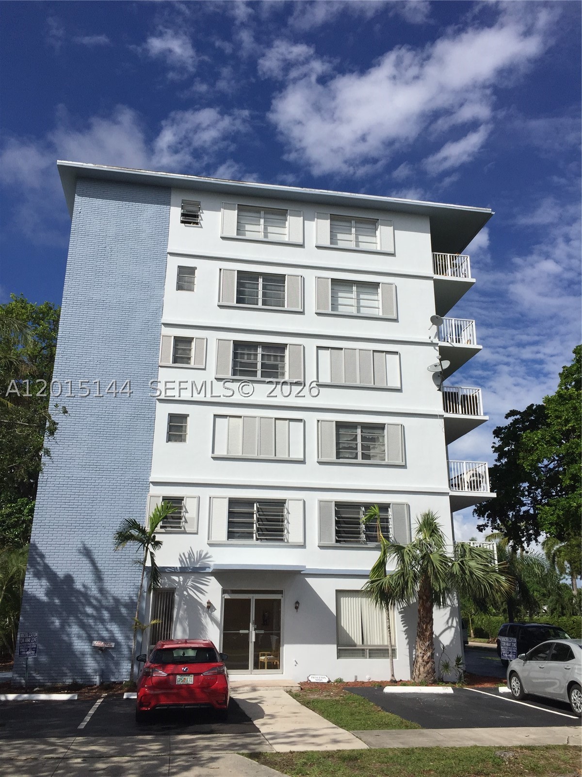 PRINCETON CONDOMINIUM - Residential
