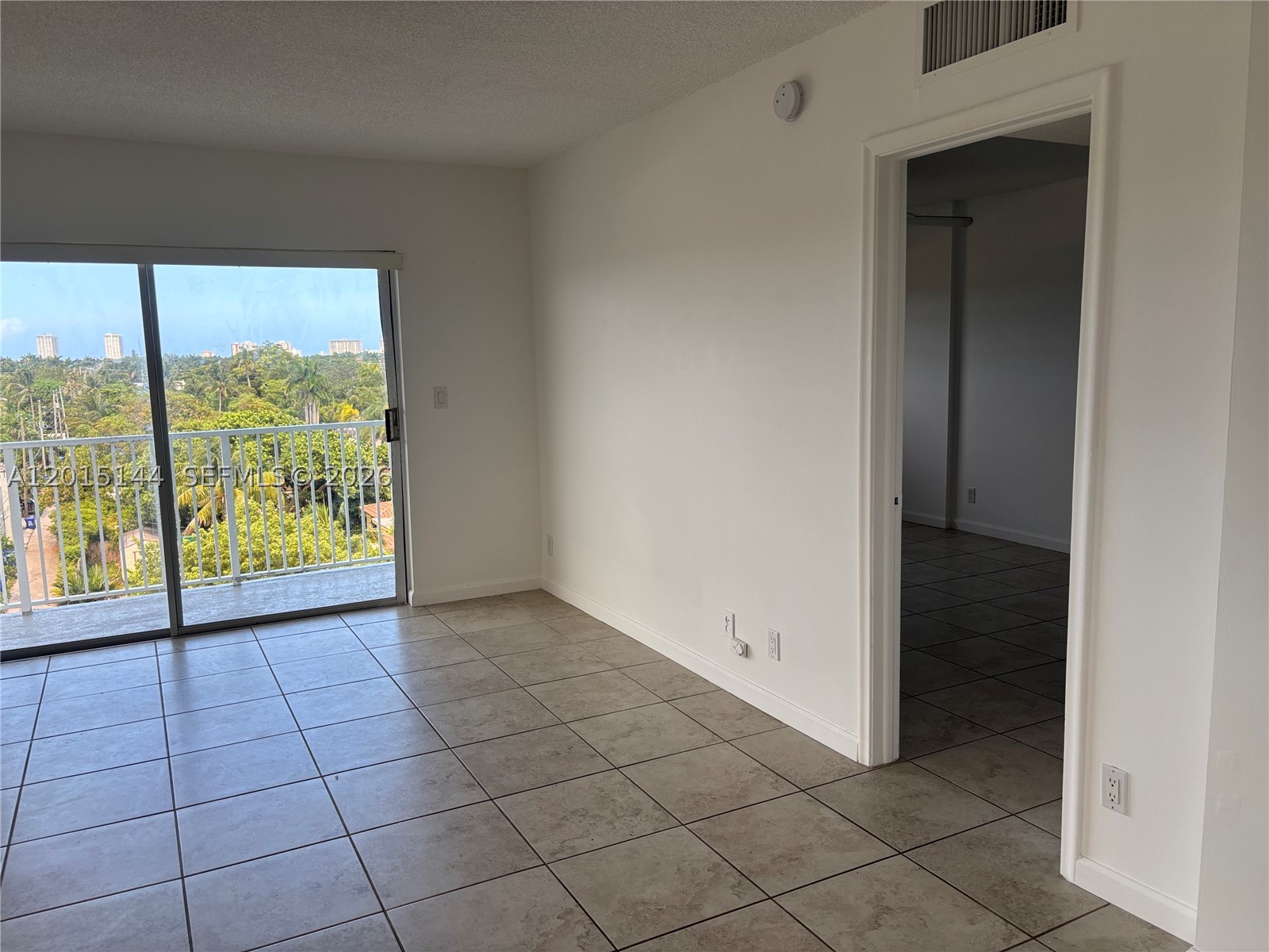 PRINCETON CONDOMINIUM - Residential