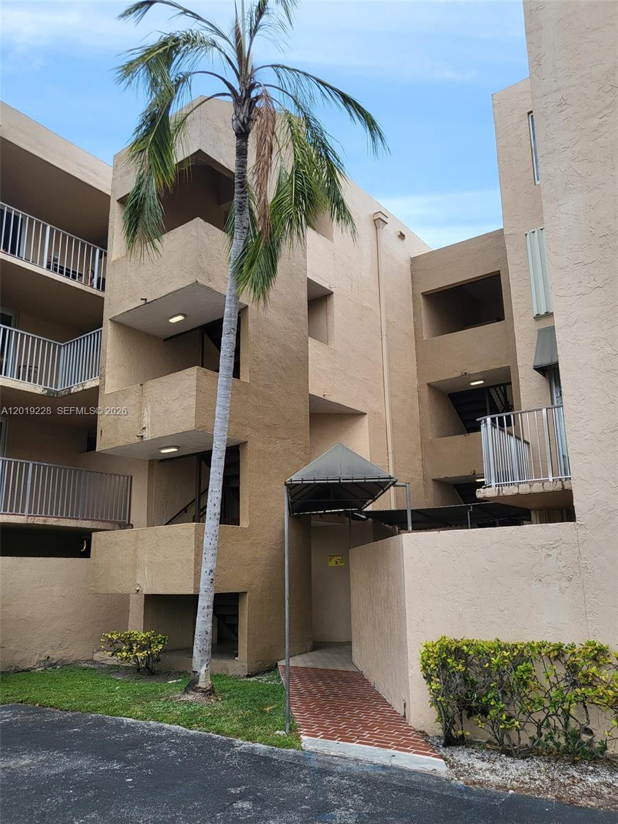 Welcome to this charming 2-bedroom, 2-bathroom just remodeled, residence located in the heart of West Kendall at 10801 SW 109 Ct, Apt D305, Miami, FL 33196. This well-maintained home offers a comfortable and functional layout perfect for families, or investors looking for a great opportunity in a highly desirable area, strategic location! situated near top-rated schools (across street from Miami Dade College), shopping centers, restaurants, parks, and major highways, while still offering convenient access to the excitement and beautiful beaches.
The seller is highly motivated and ready to make a deal — don’t miss your chance to own this fantastic Miami property.