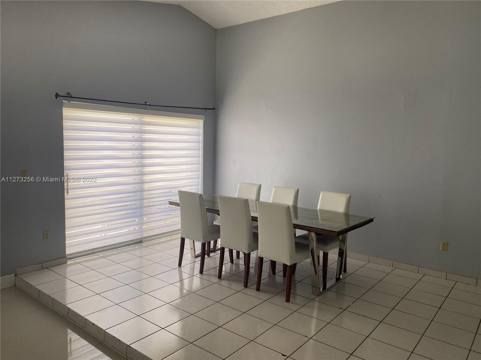 CALIFORNIA HILLS - Residential Lease