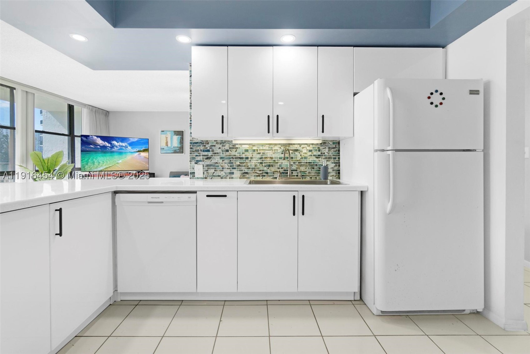 OCEANVIEW PARK CONDO - Residential
