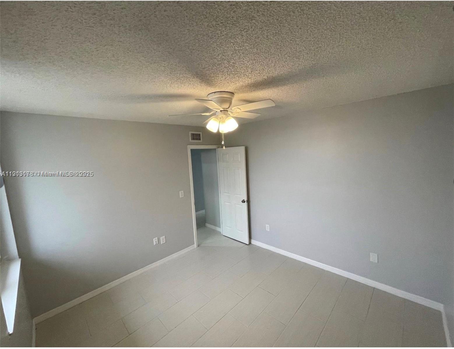 MANGO HILL #11 CONDO - Residential Lease
