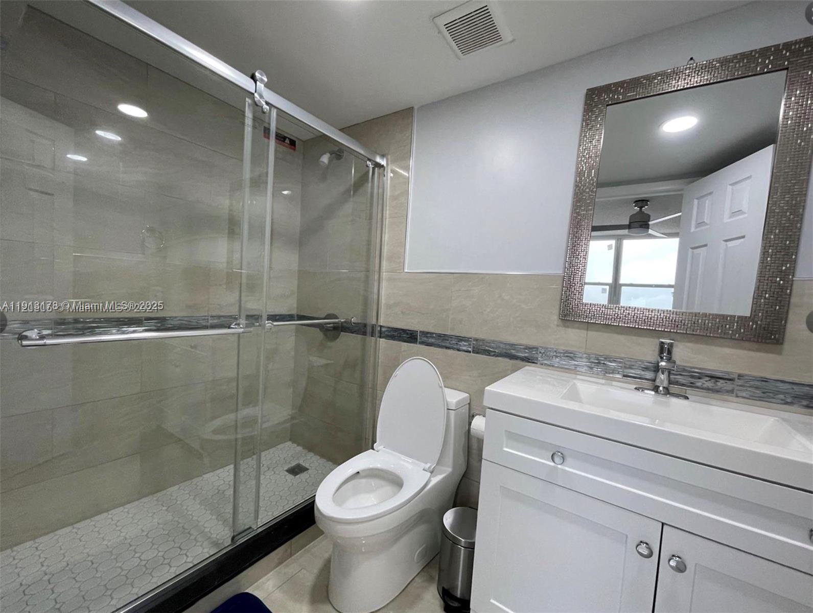 MANGO HILL #11 CONDO - Residential Lease
