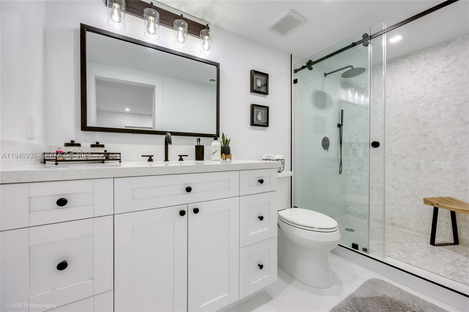 LEEWARD POINT CONDO - Residential